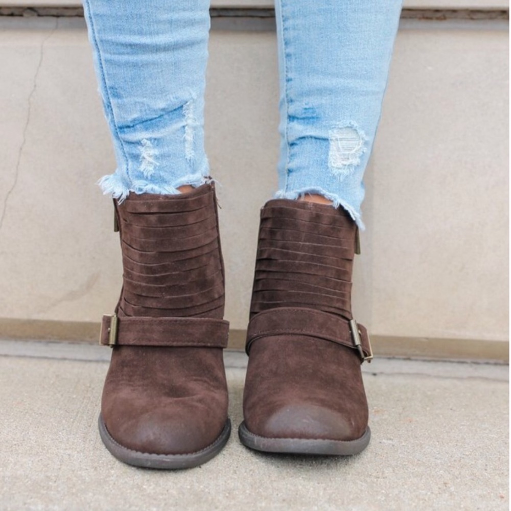 Texas Brown Oil Rubbed Distressed Harness Boots - Picture 4 of 8